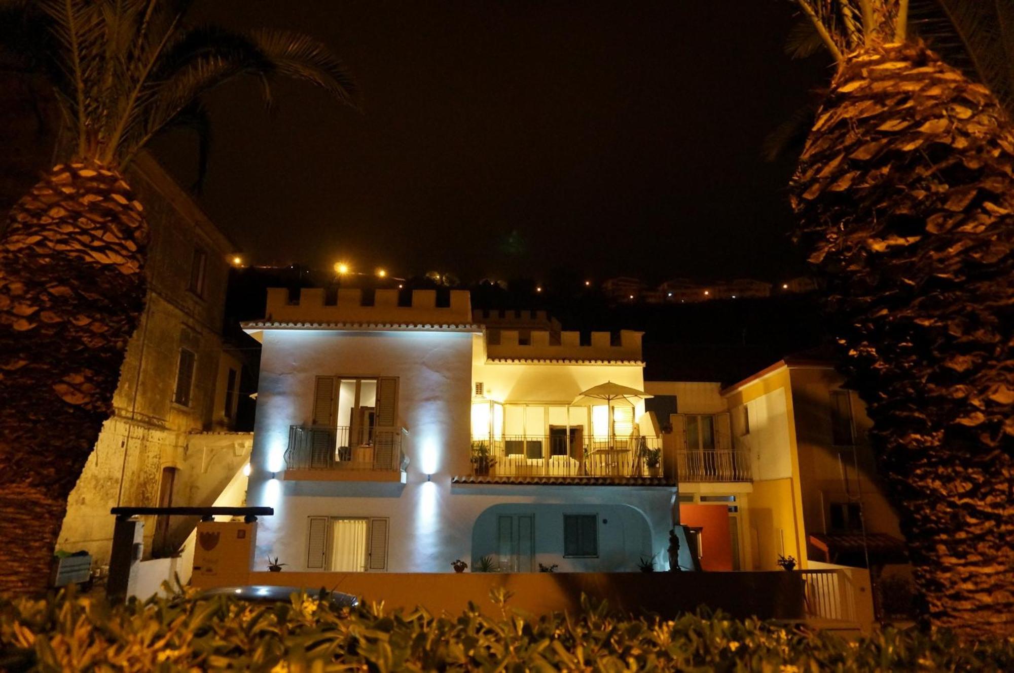 Villino Erminia - Seaside Art B&B Πίτσο Εξωτερικό φωτογραφία